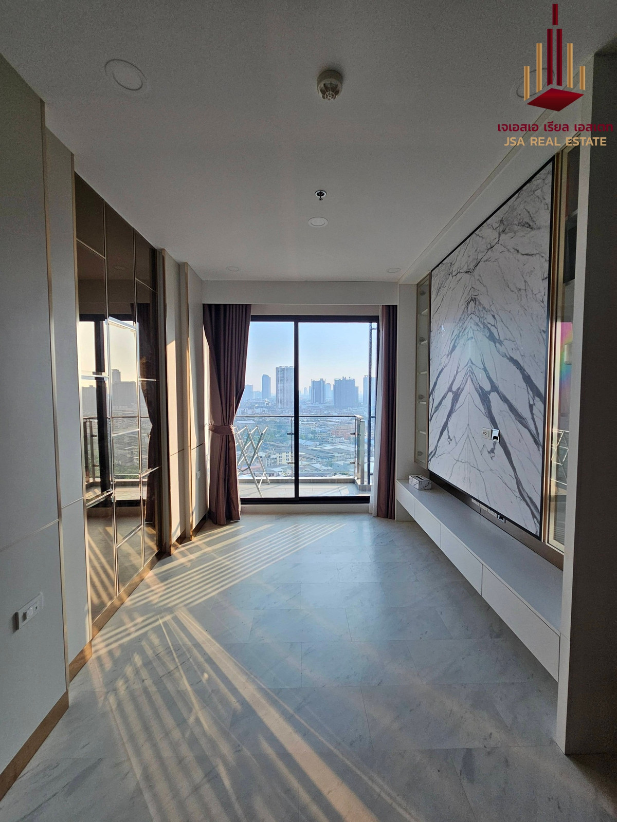 ✨ For  Rent: Supalai Premier Charoen Nakhon  Condo ✨  💰 Only 20,000 THB/month