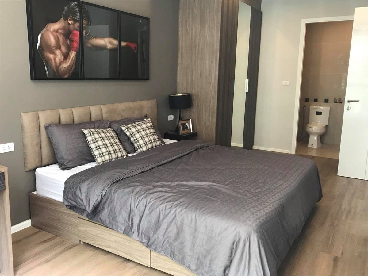 Selling at the best price in the project!! Big room, BTS Lat Phrao 101 station Able to raise cats in a closed manner 😻/ Happy to give advice ✨Happy Condo Ladprao 101 Selling at the best price in the project!! Big room, BTS Lat Phrao 101 station Able to raise cats in a closed manner 😻/ Happy to give advice ✨Happy Condo Ladprao 101