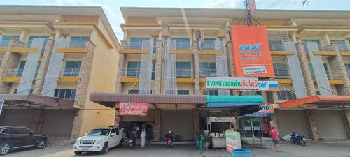 92340 - Commercial building for sale, 4 floors, 2 units, near Bang Kruai community, Nonthaburi.