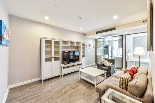 The Room Sathorn - TanonPun / ห้องสภาพดีพร้อมอยู่ ใกล้ BTS เซนต์หลุยส์ / 1 ห้องนอน 47 ตร.ม. โทร 0937890899