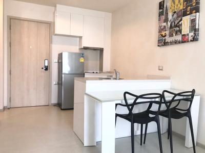 RHYTHM Sukhumvit 42 / คอนโดทำเลดีใกล้ BTS เอกมัย / 1 ห้องนอน 45 ตร.ม.โทร 0937890899