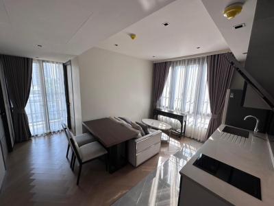 The Reserve Sukhumvit 61 / Low Rise Luxury สไตล์รีสอร์ทใจกลาง เอกมัย - ทองหล่อ / 2 ห้องนอน 48 ตร.ม.โทร 0937890899