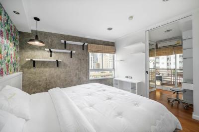 Lumpini Suite Sukhumvit 41 / ขายด่วน สุดคุ้มใกล้ BTS พร้อมพงษ์ ราคาดีที่สุด / 1 ห้องนอน 69 ตร.ม.โทร 0937890899
