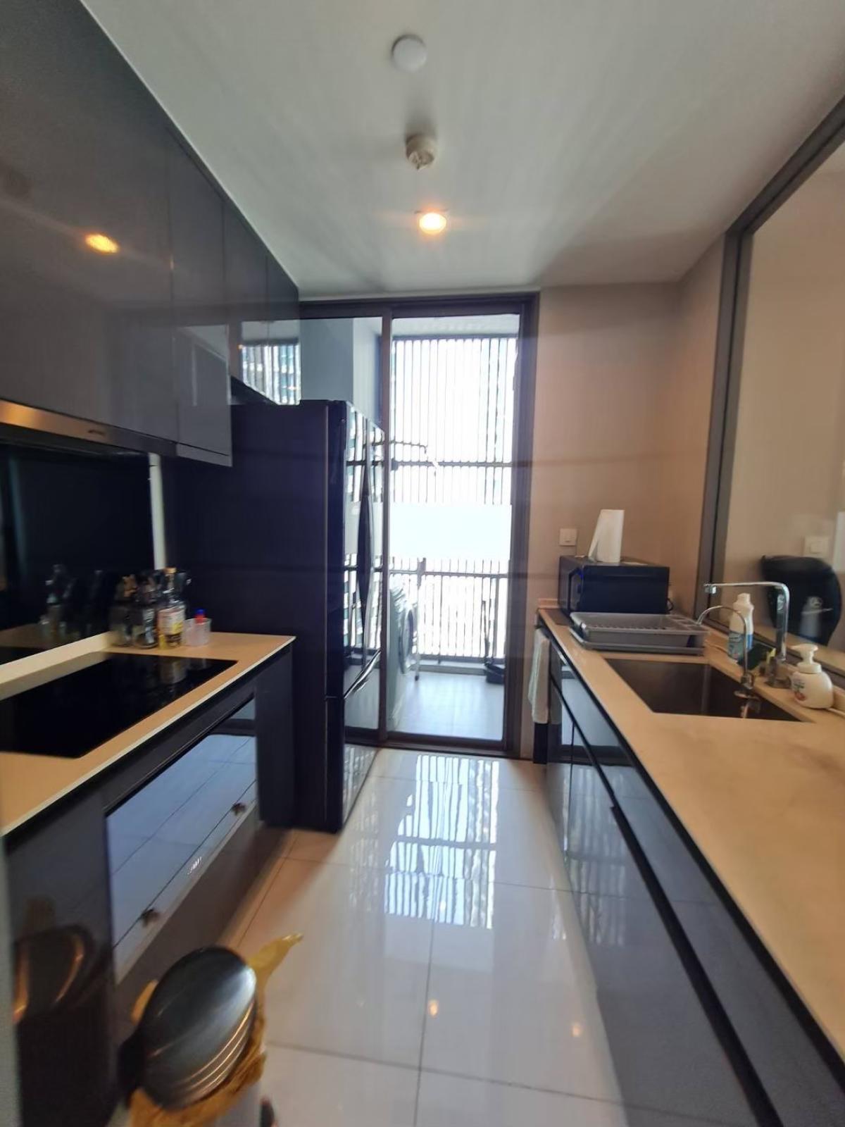 The Room Sukhumvit 69 / ทำเลดีติด BTS พระโขนง / 2 ห้องนอน 82 ตร.ม.โทร 0937890899