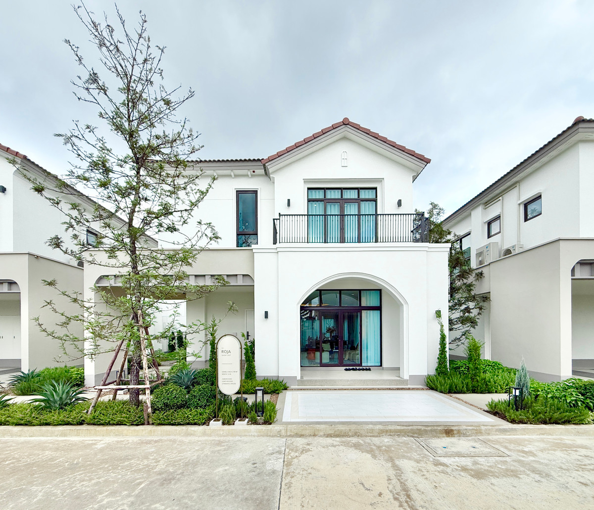 🏛️CHERENE Phahol – Watcharapol🔥Type ROJA บ้านเดี่ยวหรู 2 ชั้น ขนาด 218 ตร.ม. 54.2 ตร.ว. | 3 ห้องนอน 4 ห้องน้ำ 2 ที่จอด เริ่ม 10.9 MB ติดต่อนัดชม Tel.0922635410 (เอิร์ธ)