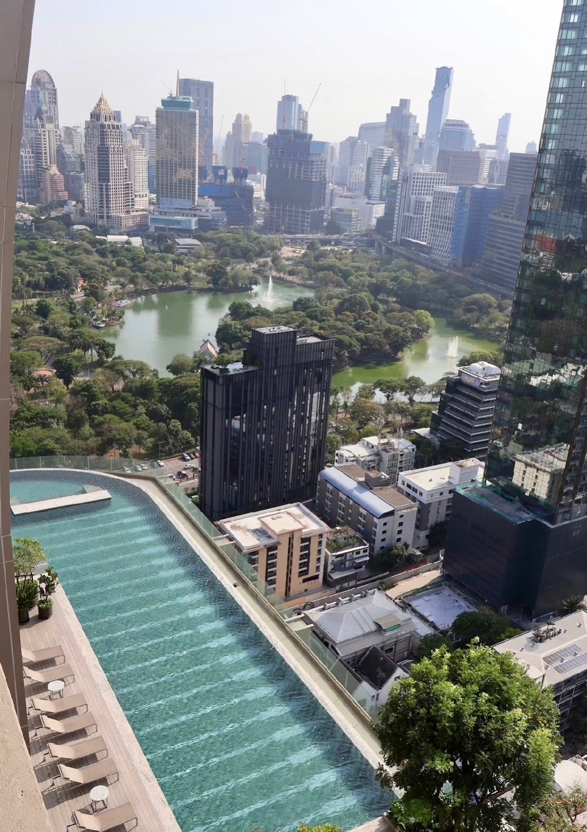 Sindhorn Kempinski Penthouse: 530sqm. 4bed 4bath Sell: 490,000,000 Rent: 2,500,000/mth. Am: 0656199198 Sindhorn Kempinski Penthouse: 530sqm. 4bed 4bath Sell: 490,000,000 Rent: 2,500,000/mth. Am: 0656199198