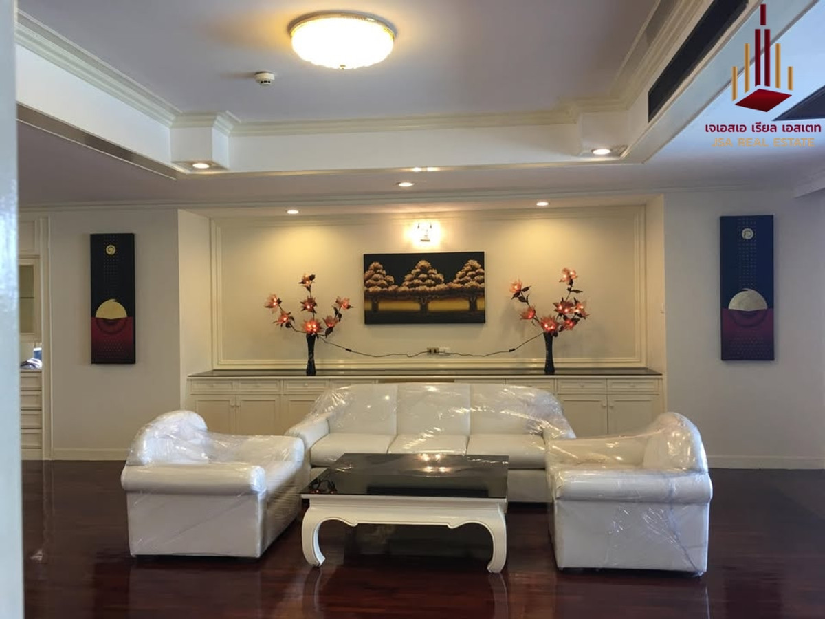 ✨ For  Rent: Oriental Towers Condo Condo ✨  💰 Only 90,000 THB/month