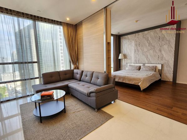 ✨ For Rent: The Bangkok Sathorn Condo ✨ 💰 Only 40,000 THB/month