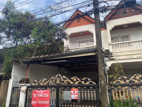 ขายทาวน์เฮ้าส์ 2 ชั้น ซอยพระยาสุเรนท์ 29 บางชัน มีนบุรี