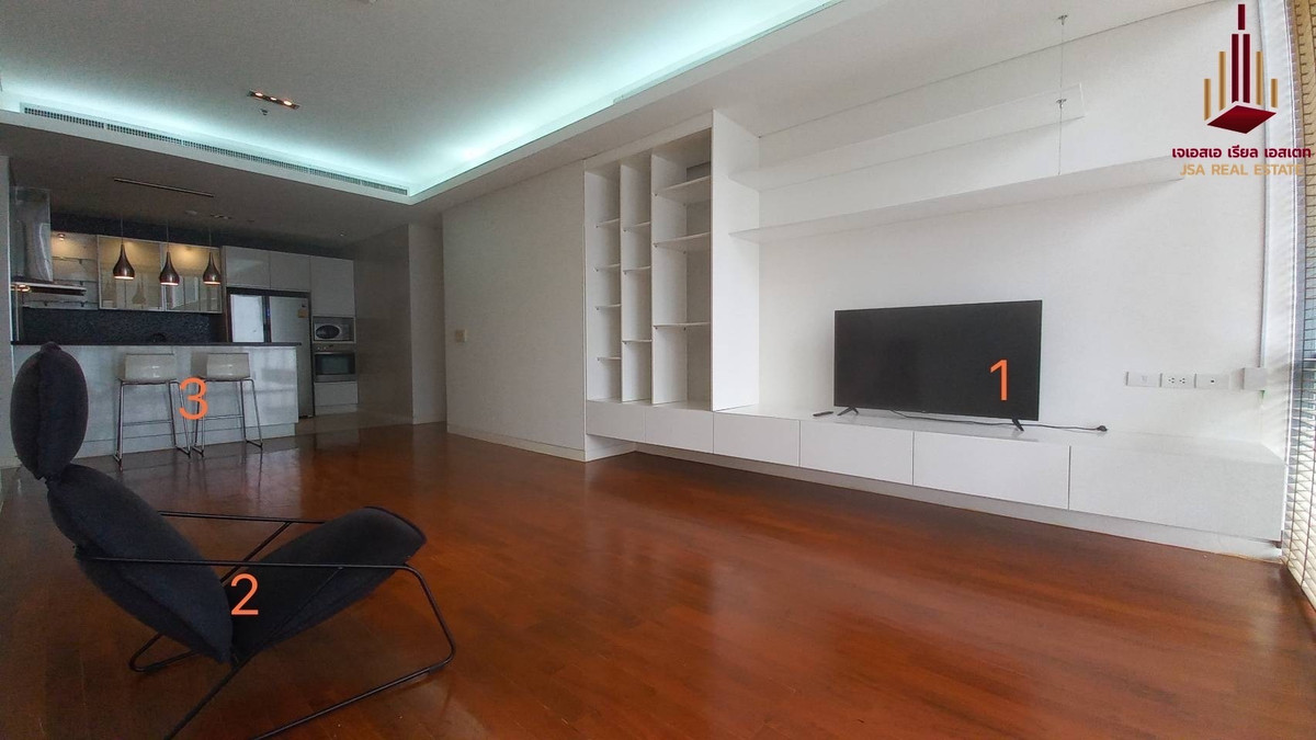 ✨ For Rent: Domus Condominium ✨💰 Only 72,000 THB/month