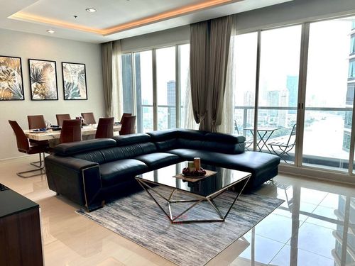 RC112625 Condo for rent, 3 bedrooms, fully furnished at MENAM RESIDENCES, Charoen Krung area