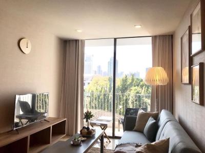 Downtown 49 / Pet-friendly in the heart of Phrom Phong–Thonglor. / 2 Bed 55 sq.m. Tel 0937890899