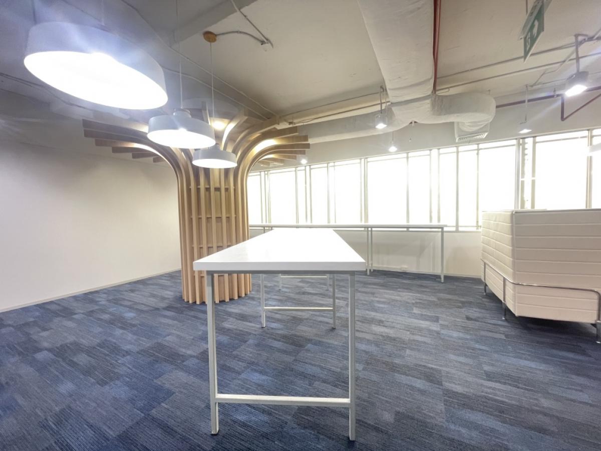 Office for rent, entire floor on the 4th floor, 1,240 sq m, Sathorn line, next to the main road, near BTS. – รูปที่ 4