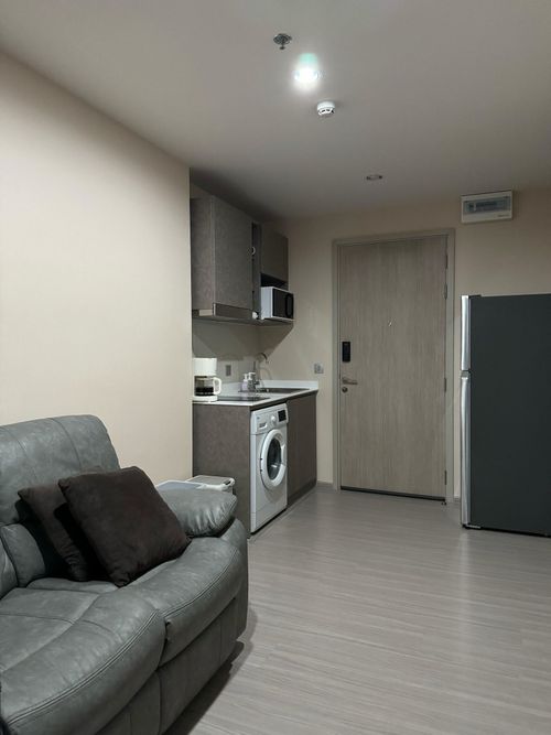 PFD-07433  Condo for Rent:  Aspire Erawan Prime Schedule a viewing ■ Line: @propertyfinder 