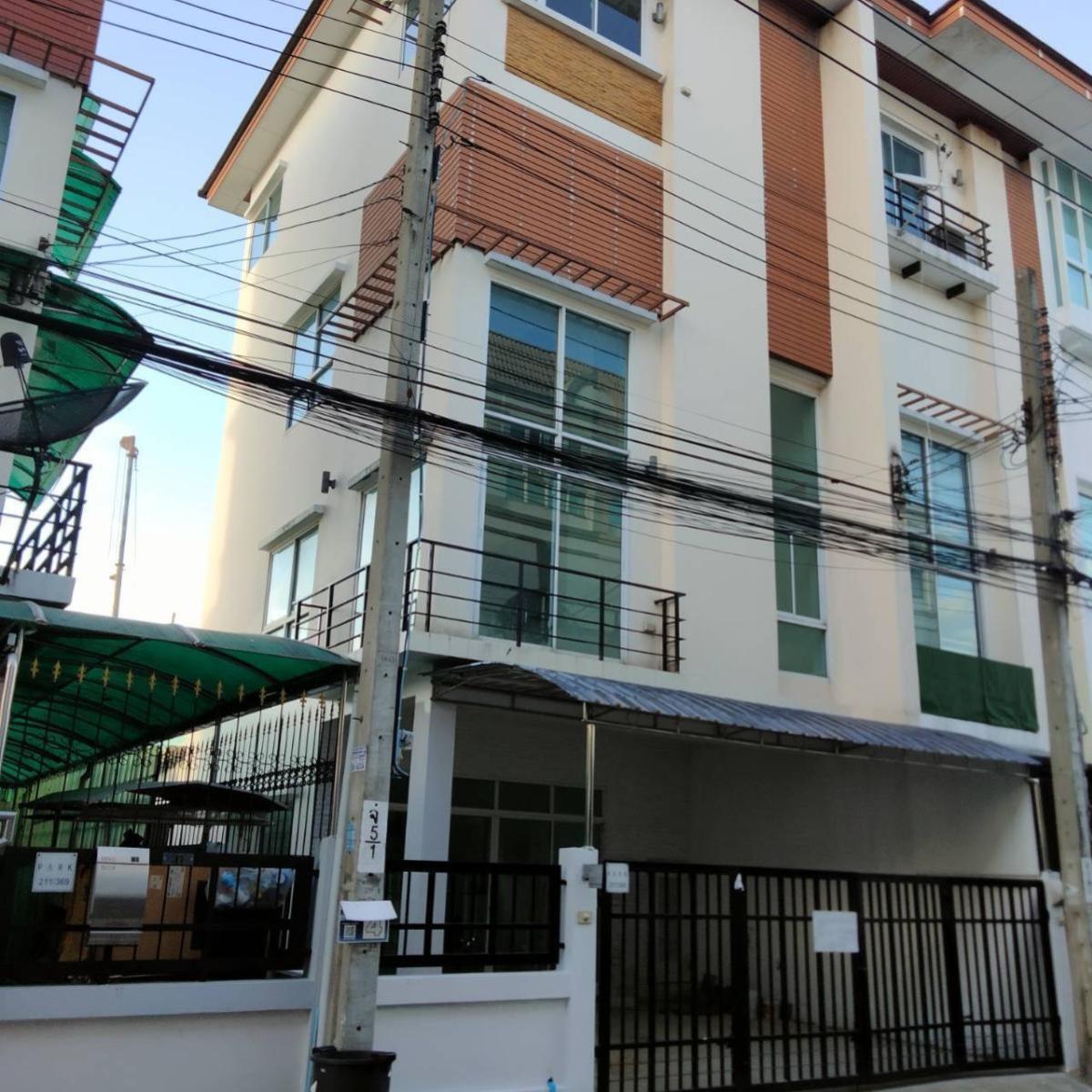 ขายทาวน์เฮ้าส์/ทาวน์โฮม เดอะ พาร์ค ลาดพร้าว - วังหิน 76 รีโนเวทใหม่ ลาดพร้าว เขต ลาดพร้าว กรุงเทพ CX-136708 ขายทาวน์เฮ้าส์/ทาวน์โฮม เดอะ พาร์ค ลาดพร้าว - วังหิน 76 รีโนเวทใหม่ ลาดพร้าว เขต ลาดพร้าว กรุงเทพ CX-136708