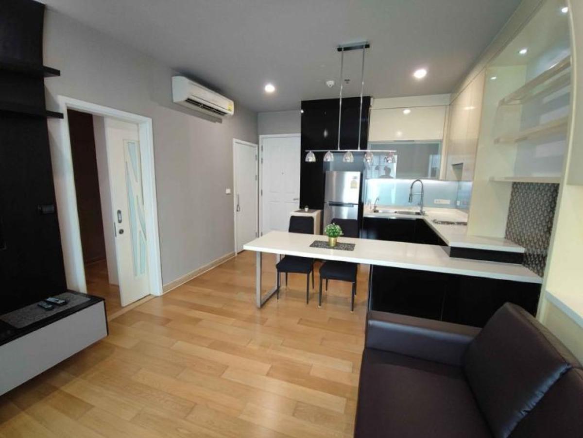 ขายคอนโด  ไฮฟ์ สาทร BTS-กรุงธนบุรี คลองต้นไทร เขต คลองสาน กรุงเทพ CX-136062 