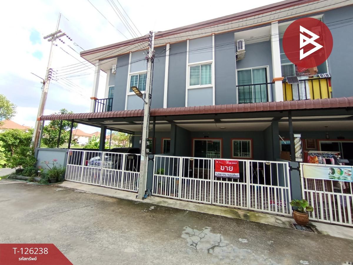 Two-story townhouse for sale, 18.5 square wah, Chiang Rak Noi 16, Phra Nakhon Si Ayutthaya. Two-story townhouse for sale, 18.5 square wah, Chiang Rak Noi 16, Phra Nakhon Si Ayutthaya.