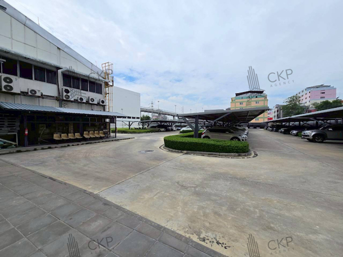 ให้เช่าพื้นที่ในอาคาร Lenso ชั้น 1 432 ตร.ม. โลเคชั่นดีที่สุด ติดถนนศรีนครินทร์ เหมาะทำร้านกาแฟ ร้านอาหาร พร้อมที่จอดรถ – รูปที่ 4
