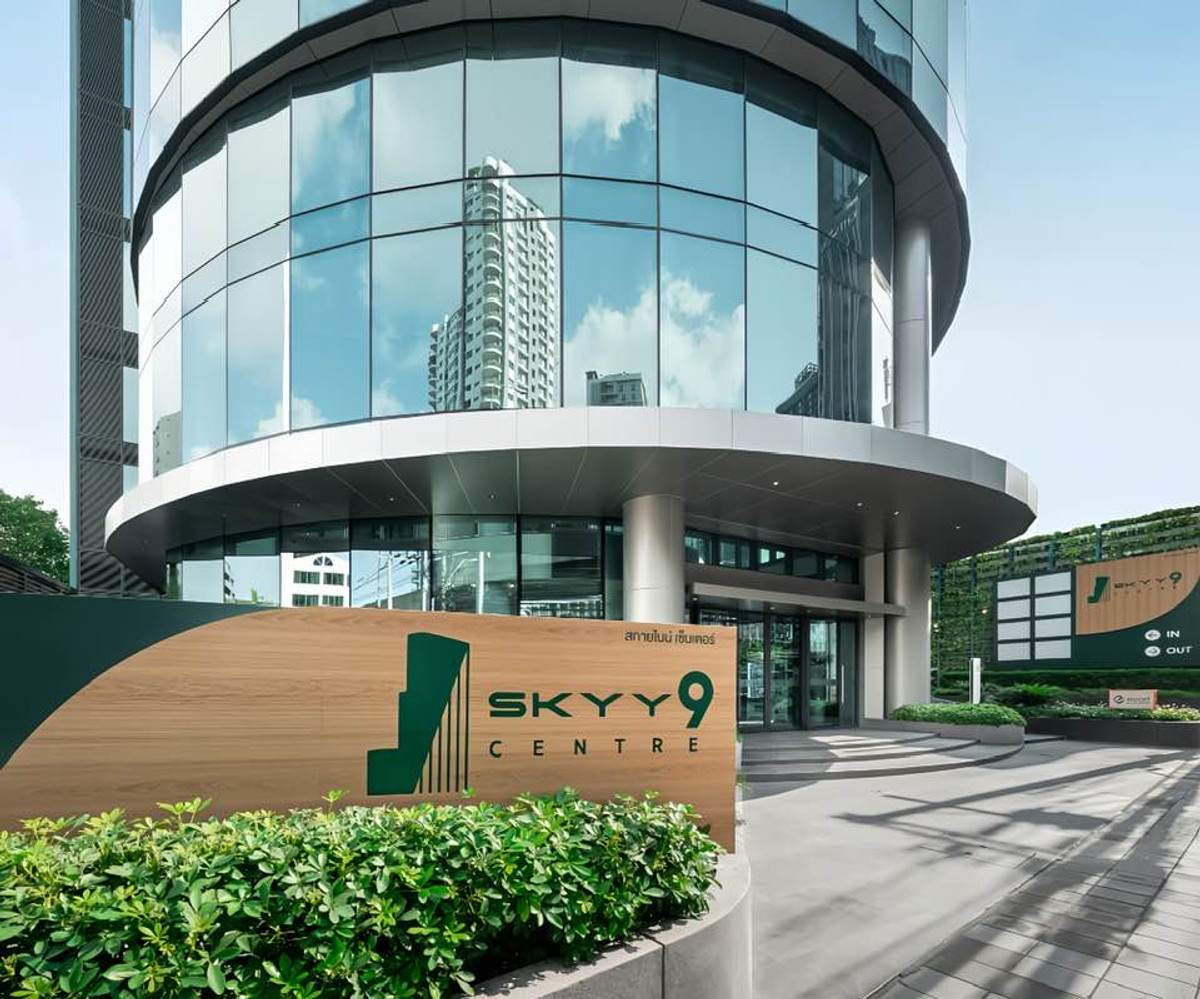 Luxurious office for rent Prime location in the heart of the city (SKYY9 CENTER– Rama 9) Luxurious office for rent Prime location in the heart of the city (SKYY9 CENTER– Rama 9)