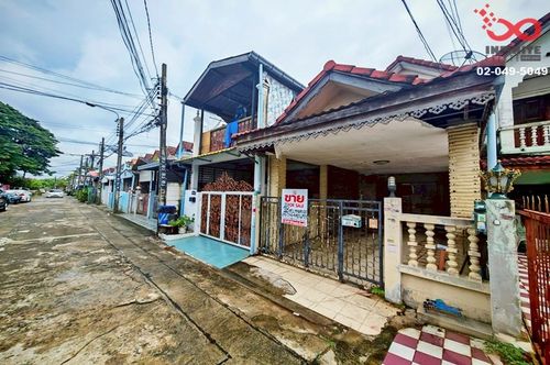 ขายทาวน์เฮาส์ 2ชั้น ม.เลิศอุบล วัชรพล 18ตรว.ซอยร่วมมิตรพัฒนา