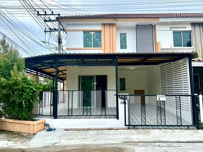ขายทาวน์เฮ้าส์ 2 ชั้นมุม บ้านพฤกษา 78 นิคมฯ ลาดกระบัง เนื้อที่ 24.3 ตรว. 4 ห้องนอน 2 ห้องน้ำ รีโนเวทใหม่ สนใจติดต่อ 085-550-1599 ขายทาวน์เฮ้าส์ 2 ชั้นมุม บ้านพฤกษา 78 นิคมฯ ลาดกระบัง เนื้อที่ 24.3 ตรว. 4 ห้องนอน 2 ห้องน้ำ รีโนเวทใหม่ สนใจติดต่อ 085-550-1599
