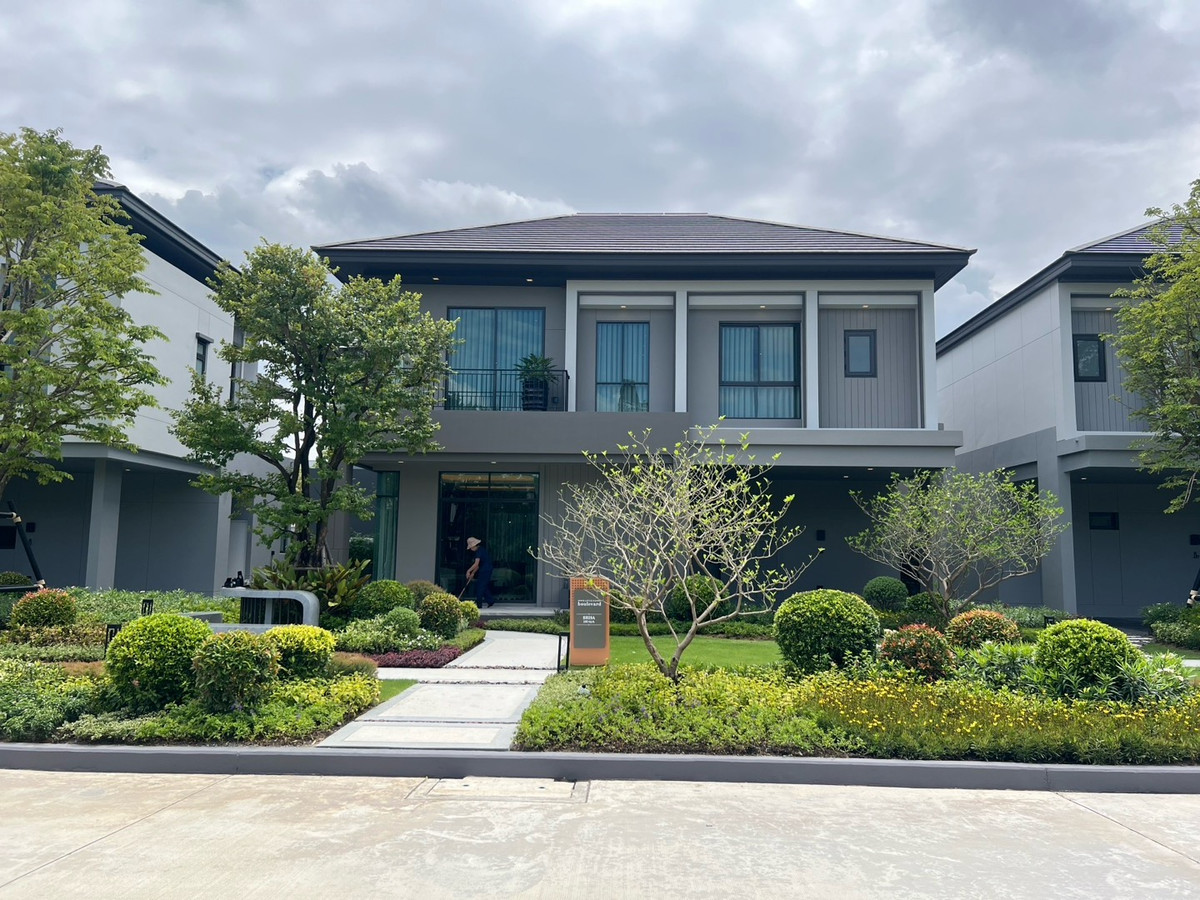 (Hot🔥🔥Very) Bangkok Boulevard Ngamwongwan, detached house, Soi Rewadi, near MRT, Central and expressway.