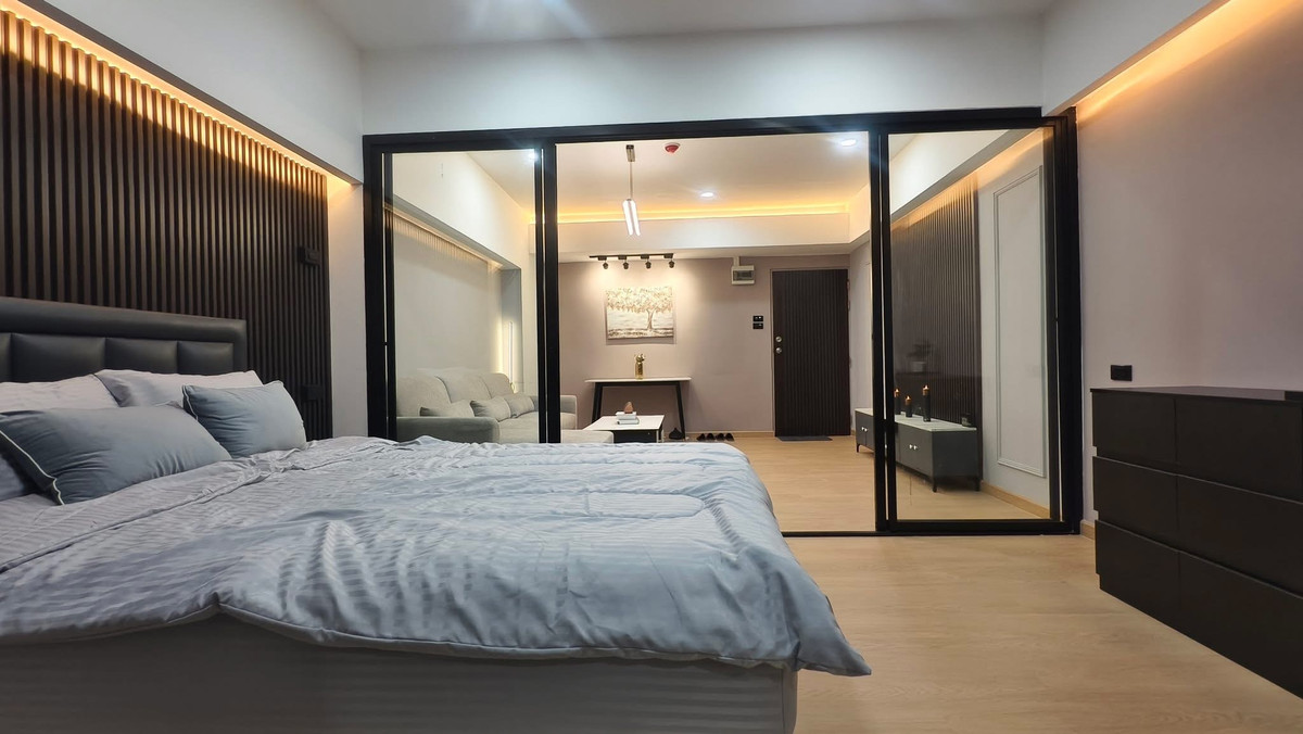 ขายคอนโด Merlin Tower Condominium ราคา 1,890,000 บาท [TTs251106]