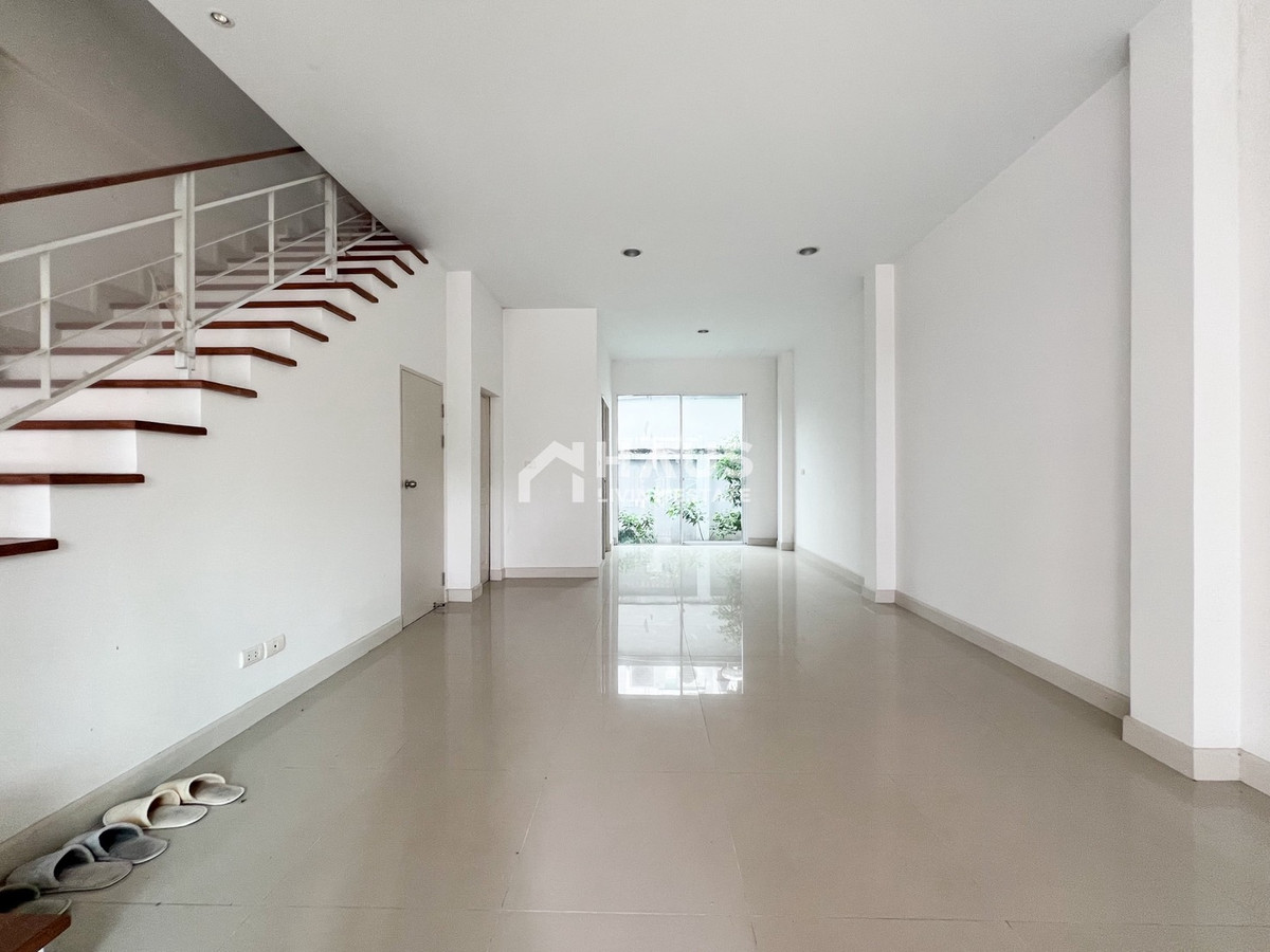 🔥 ขายทาวน์โฮม บ้านกลางเมือง สาทร-ตากสิน 2 🔥 Baan Klang Muang Sathorn-Taksin 2 / 3 ห้องนอน #TKAL001 – รูปที่ 2