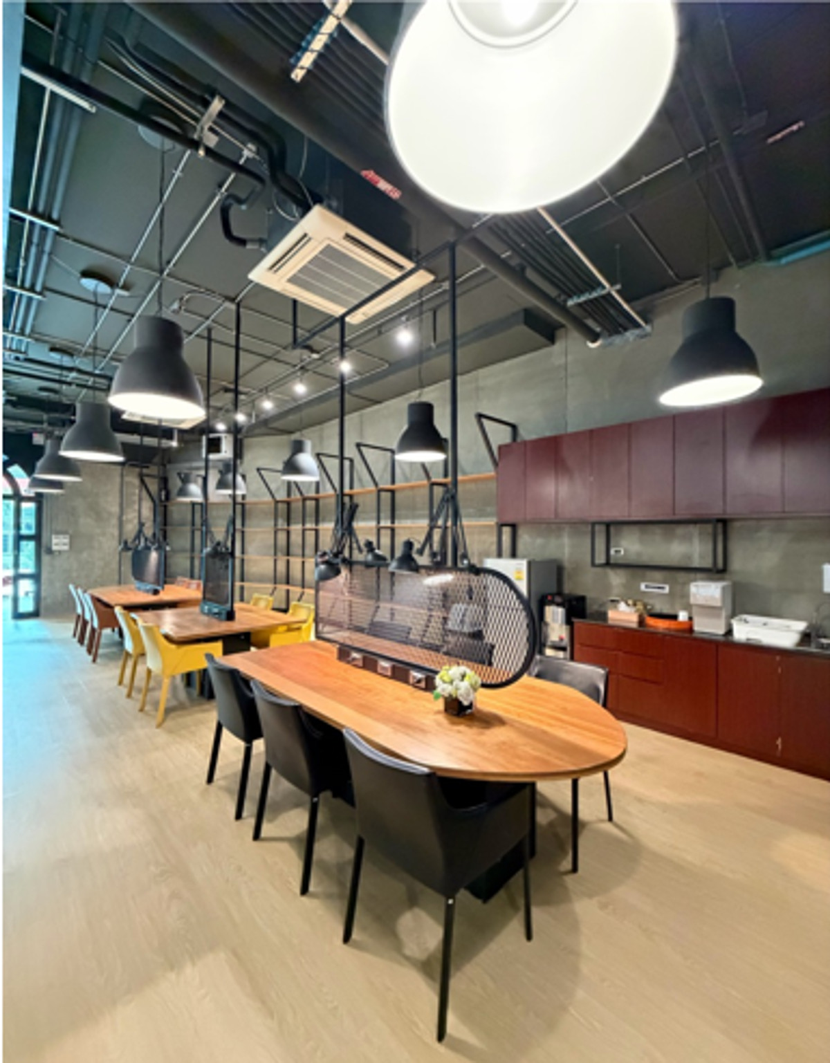 Premium Serviced Office for Rent @ Regus W District