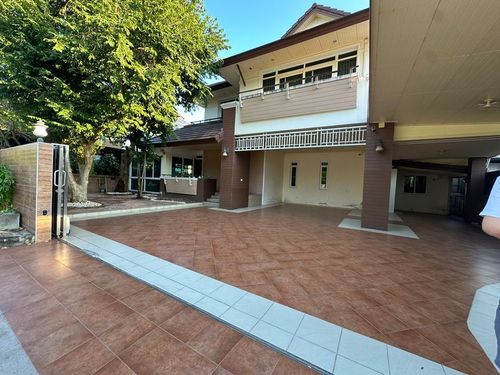 Single house for rent, The Boulevard Village Project, Sriracha - Nong Yai Bu, Chonburi.