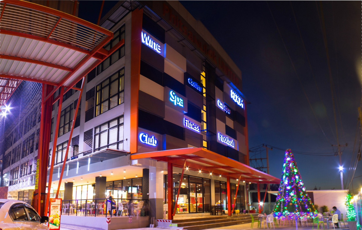 Urgent sale! Hotels and vacant land Phitsanulok city center Borom Trailokkanat Road 2 Wat Chan Subdistrict Mueang Phitsanulok District, Phitsanulok