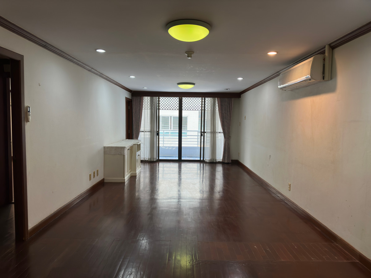 FQ ขายคอนโด Acadamia Grand Tower ราคา 5,990,000 บาท [MKs251106]