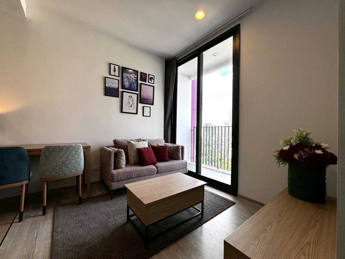 For rent: Urgent, very beautiful room, XT Ekkamai
