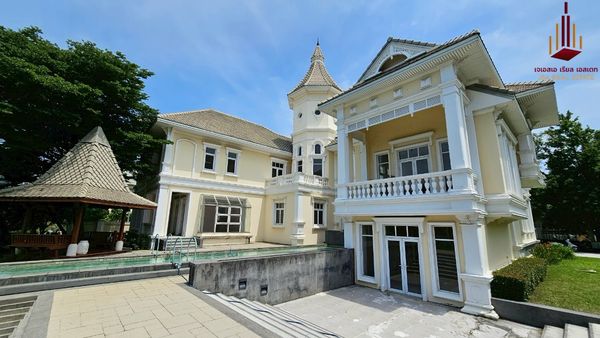 ✨ For Sale: The Royal Residence ✨ 💰 Only 156,700,000 THB