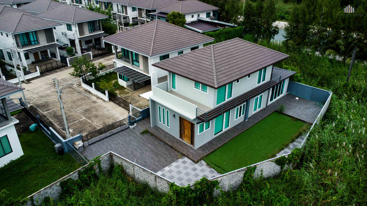 ขายบ้านแฝดหลังมุม แต่งครบกว่า 2 ล้าน ภัทรีดา อเวนิว 2 สามโคก | 83.6 ตร.วา พร้อมอยู่ ราคา 6.9 ล้าน ขายบ้านแฝดหลังมุม แต่งครบกว่า 2 ล้าน ภัทรีดา อเวนิว 2 สามโคก | 83.6 ตร.วา พร้อมอยู่ ราคา 6.9 ล้าน