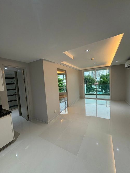 ขายคอนโด Beverly 33 by Aspira ราคา 6,500,000 บาท [NCs250806]