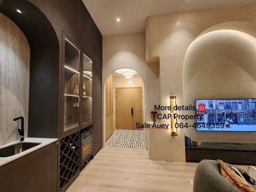 SELL - Townhome @Ratchada  (4 Bed 380 Sqm + 2 parking )  Newly Renovated - 28 MB Negotiable