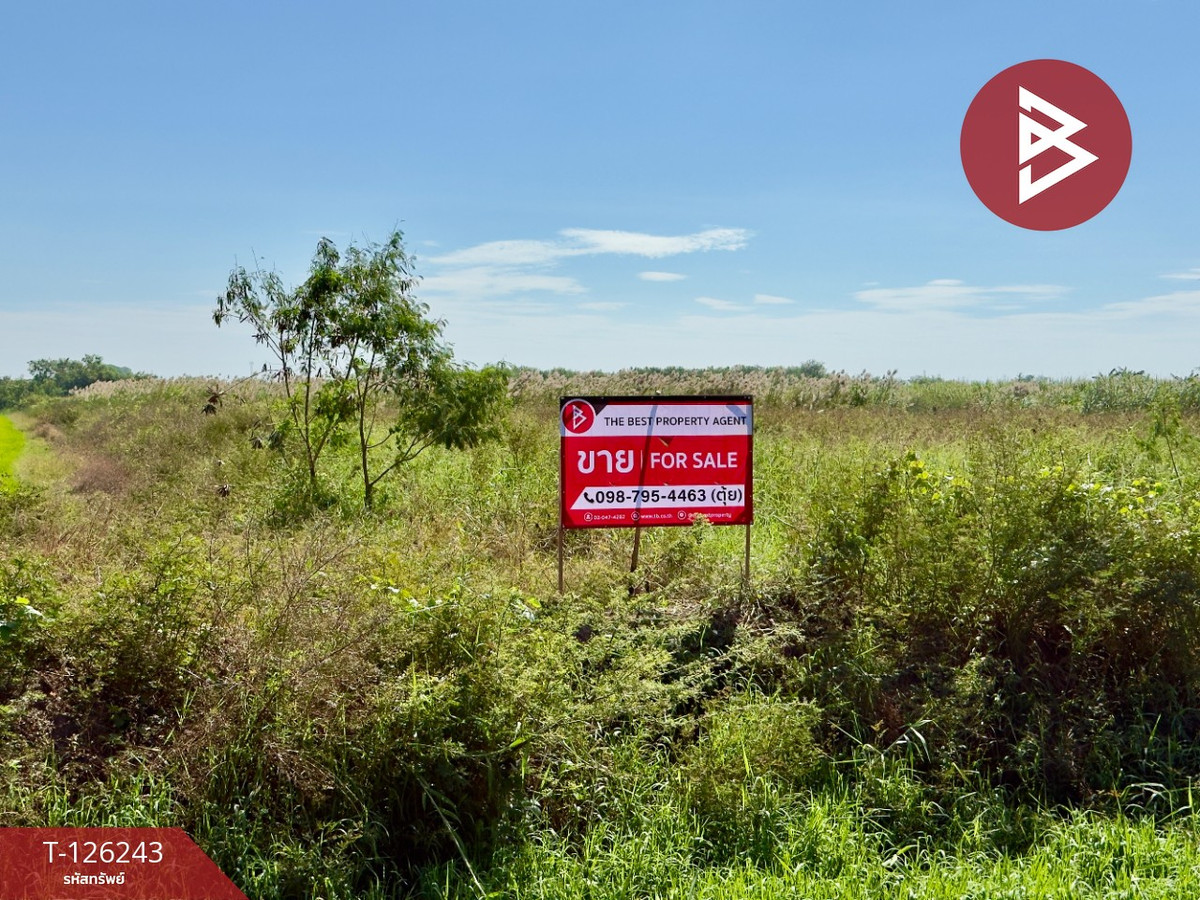 Beautiful plot of land for sale, area 3 rai, Ban Pho, Chachoengsao. Beautiful plot of land for sale, area 3 rai, Ban Pho, Chachoengsao.