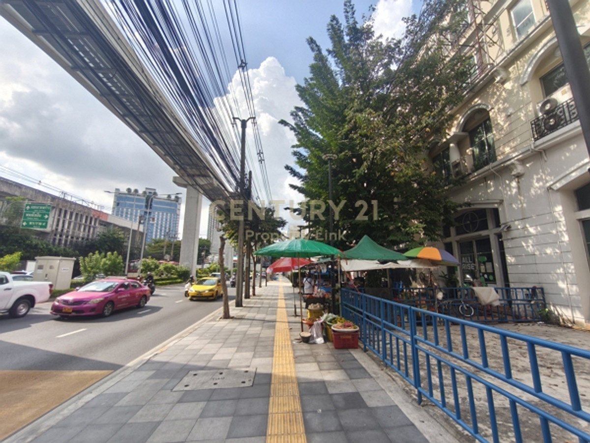 Rare Item! ติดถนนลาดพร้าว Home Office ติดถนนลาดพร้าว เดิน 500 ม. ถึง MRT Interchange ลาดพร้าว No.50-TH-68023 – รูปที่ 2