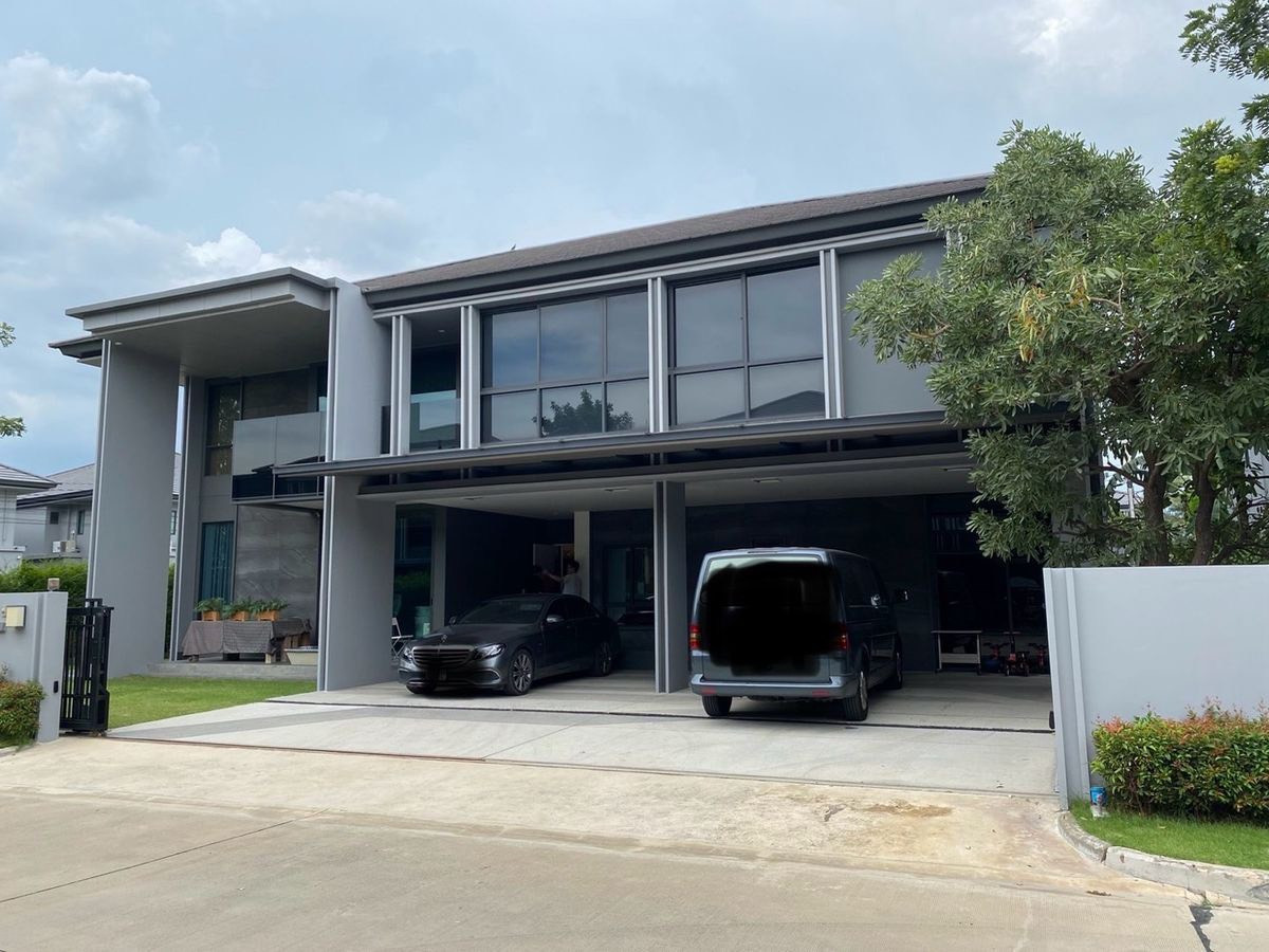 P0372 For Sale & Rent — Corner House, Setthasiri Krungthep Kreetha 2 by Sansiri P0372 For Sale & Rent — Corner House, Setthasiri Krungthep Kreetha 2 by Sansiri
