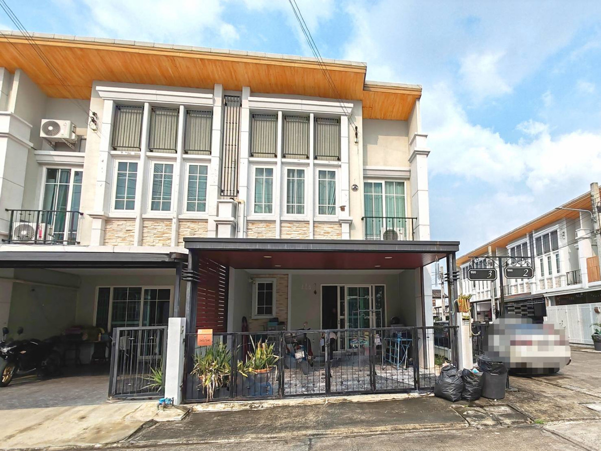 Unbeatable Price! Fully Furnished Corner Townhome – Golden Town Vibhavadi–Chaengwattana | 23.1 sq.wah | 117 sq.m. | Largest Layout in Project | Next to Clubhouse & Pool | Best Deal in the Area! Unbeatable Price! Fully Furnished Corner Townhome – Golden Town Vibhavadi–Chaengwattana | 23.1 sq.wah | 117 sq.m. | Largest Layout in Project | Next to Clubhouse & Pool | Best Deal in the Area!
