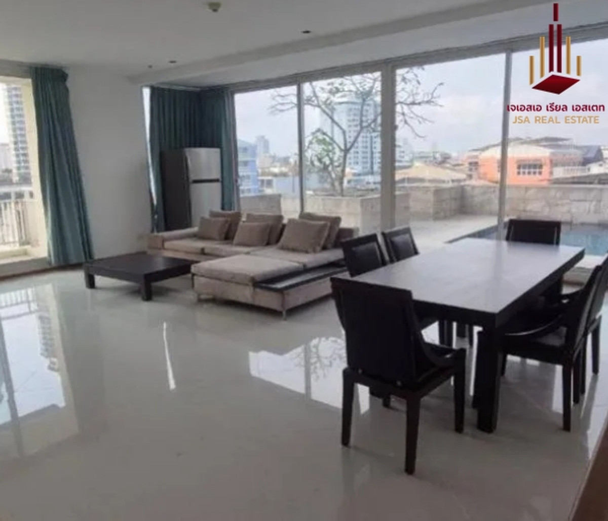 ✨ For Sale: The Empire Place Condo ✨  💰 Only 45,000,000 THB