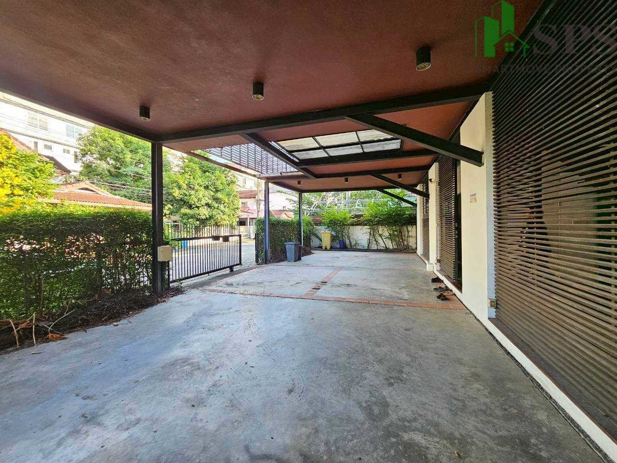 ขายบ้านเดี่ยวสไตล์ Tropical Modern สุวินทวงศ์ – บ้านอบอุ่น เรียบหรู สภาพดี พร้อมเข้าอยู่ (SPSP632) – รูปที่ 4