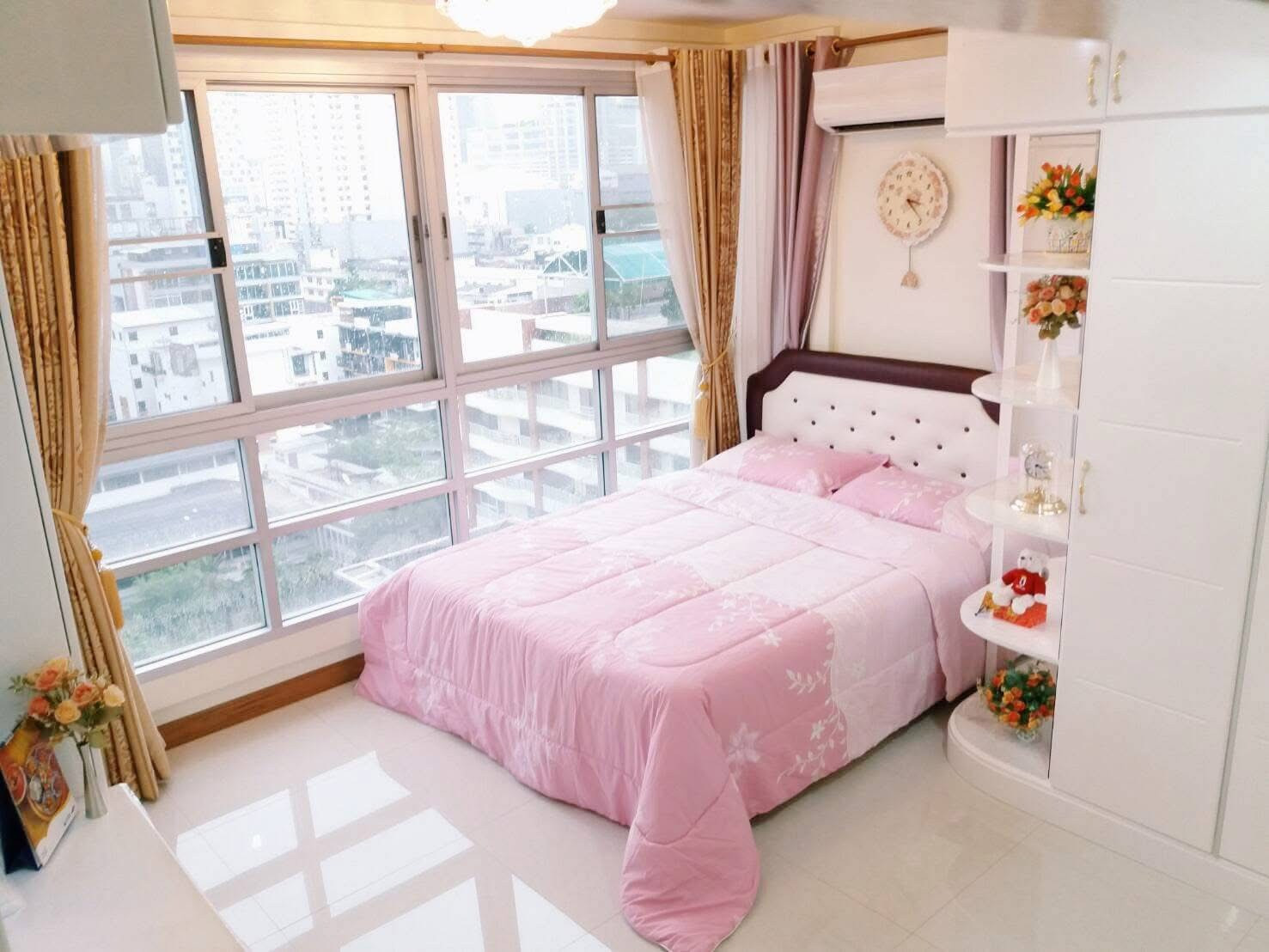 ★ Pathumwan Resort ★ 49 sq m., 11th floor (2 bedrooms, 1 bathroom), ★ near BTS Phaya Thai and Airport Link Phaya Thai ★ near Siam Paragon, Siam Square ★ many amenities ★ complete electrical appliances ★ ★ Pathumwan Resort ★ 49 sq m., 11th floor (2 bedrooms, 1 bathroom), ★ near BTS Phaya Thai and Airport Link Phaya Thai ★ near Siam Paragon, Siam Square ★ many amenities ★ complete electrical appliances ★