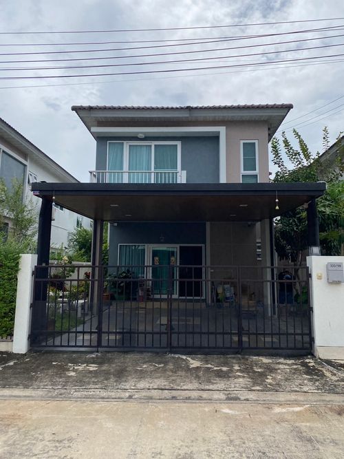 Urgent sale!!! Semi-detached house, Supalai Bella Village, Wongwaen - Ramintra, kitchen addition and garage, excellent condition (SAV445)