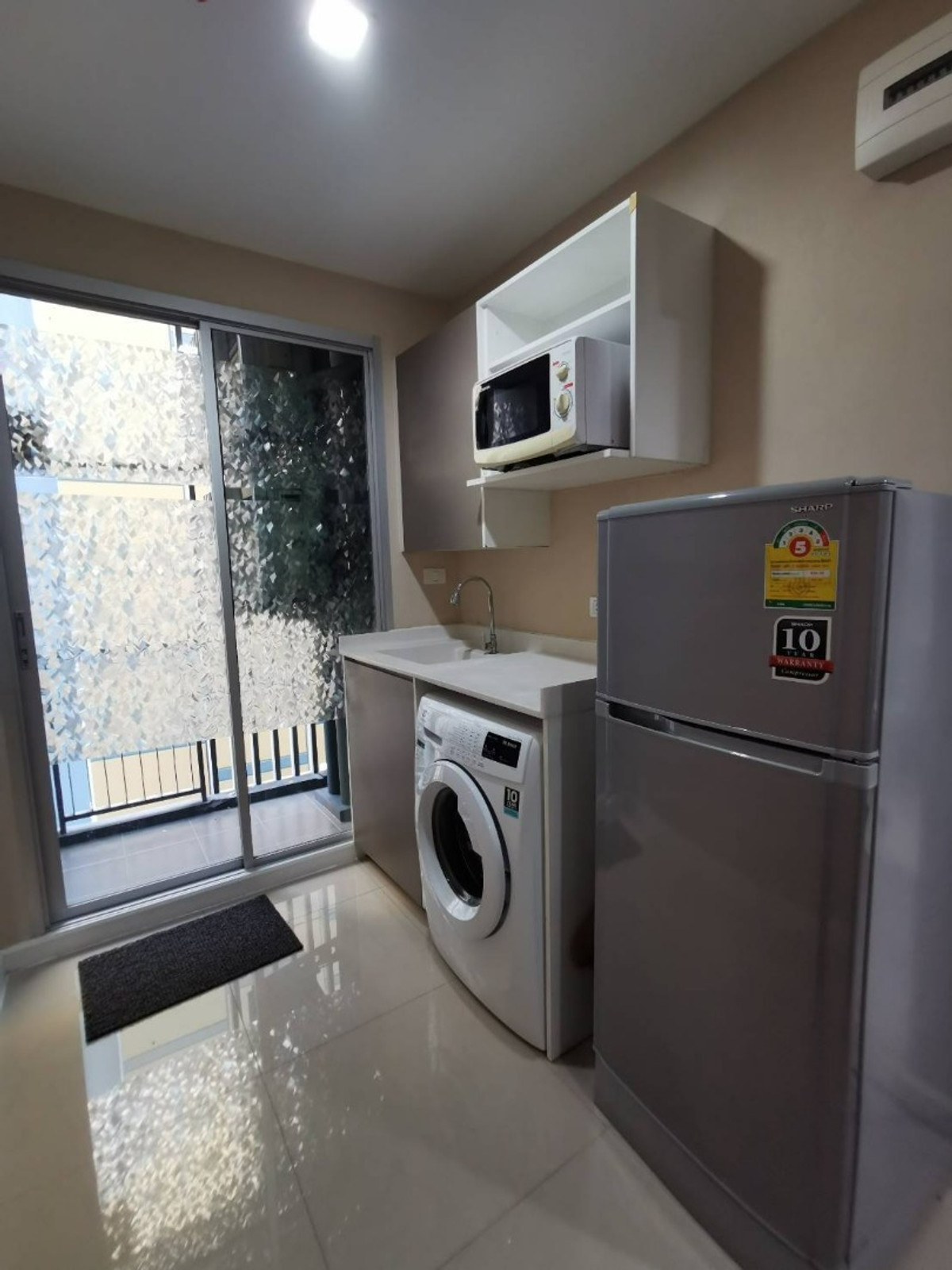 Condo for Rent: Metro Luxe Rama 4 Condo for Rent: Metro Luxe Rama 4