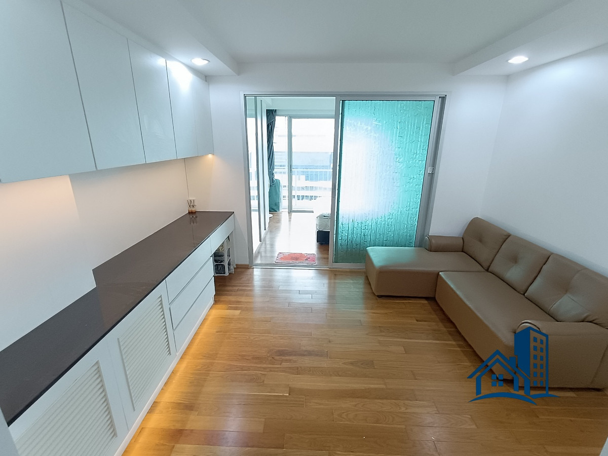 37.5 sq.m. unit at THE LINE Phahonyothin Park