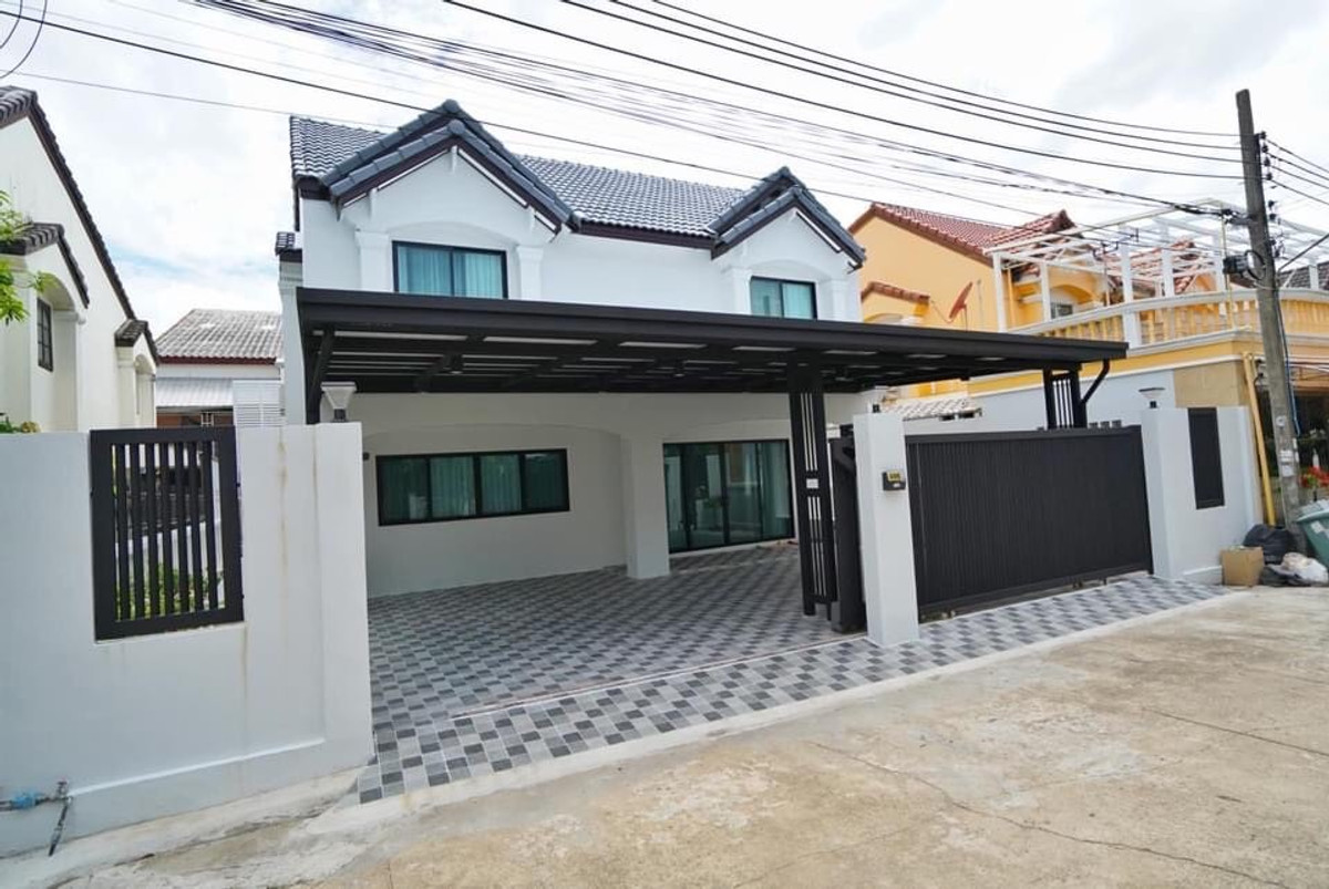 The of the post himself accepts agents. Can pay installments with the . Single house for sale, 70 sq m., Master Royal Village, Suan Luang Rama 9 / 5 bedrooms, 3 bathrooms. The of the post himself accepts agents. Can pay installments with the . Single house for sale, 70 sq m., Master Royal Village, Suan Luang Rama 9 / 5 bedrooms, 3 bathrooms.