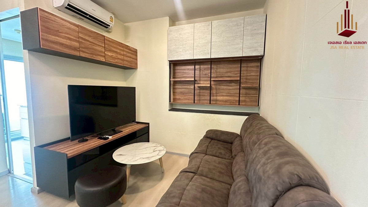 ✨ For  Rent: Life Ratchadapisek Condo ✨  💰 Only 20,000 THB/month