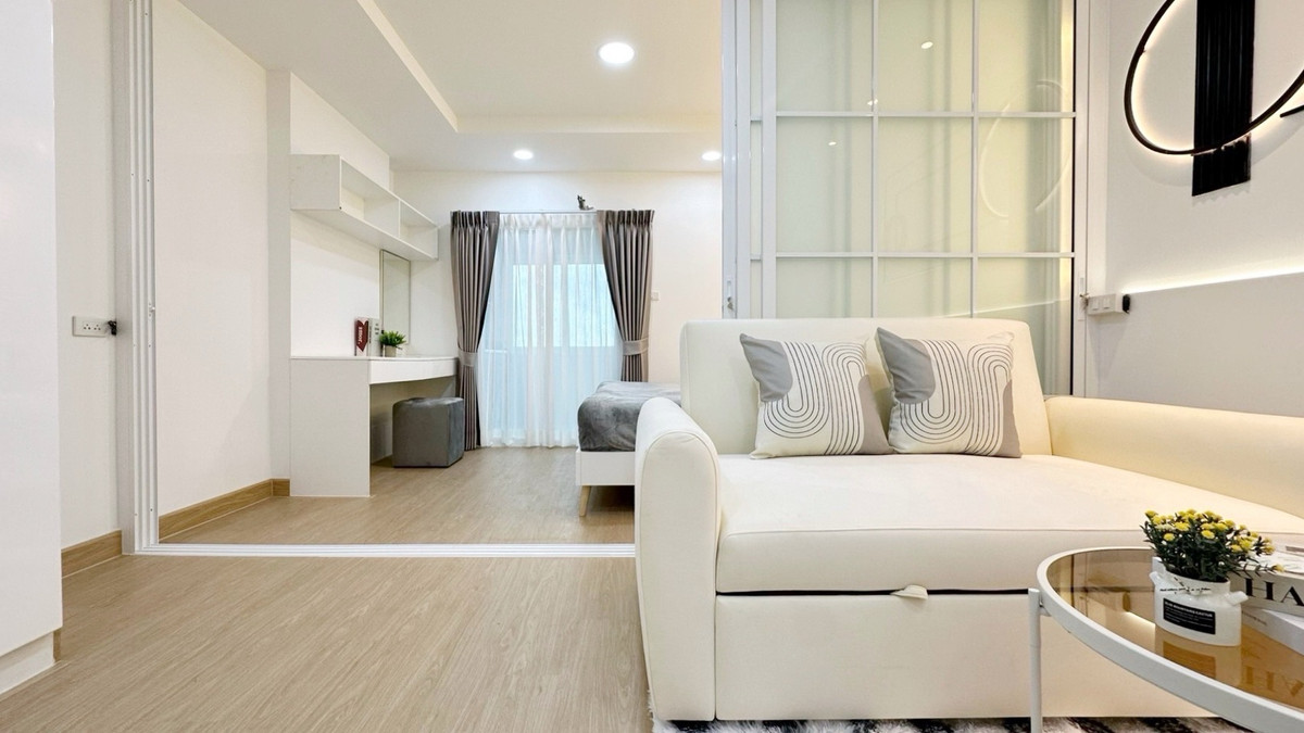 🎯ห้องเฟอร์นิเจอร์จัดเต็ม 🎯💨 คอนโดกลางเมือง ฟรีเฟอร์ ส่วนกลางครบ | Happy Condo รัชดา18 – รูปที่ 3